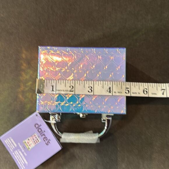 Girl’s Claire's Club Holographic Kids Travel Makeup Set - Picture 6 of 11